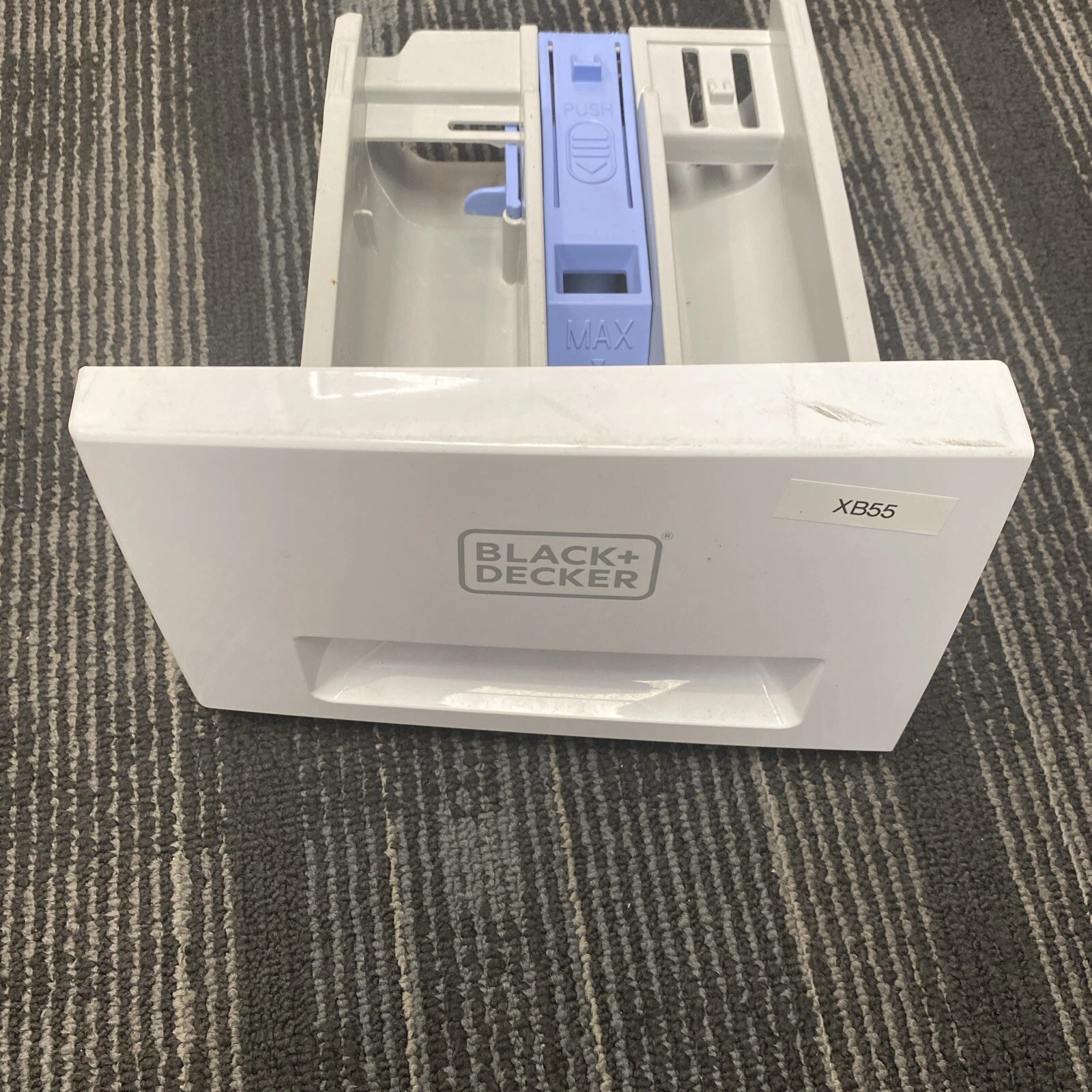 BLACK Decker All in one washer dryer combo dispens